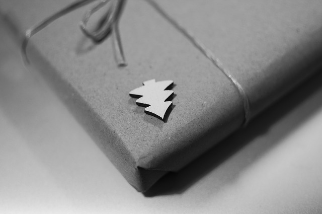 tree symbol gift