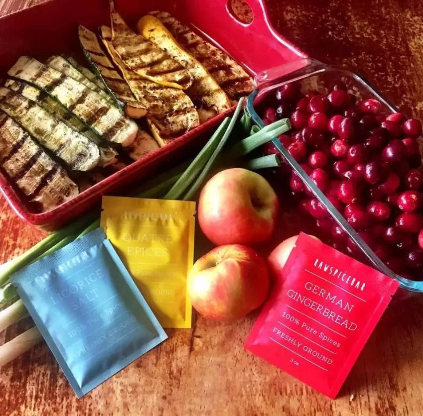 Raw spice bar subscription box