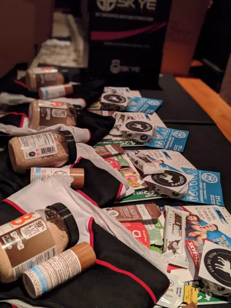 Fitness subscription products, including apparel, supplements and training accessories.